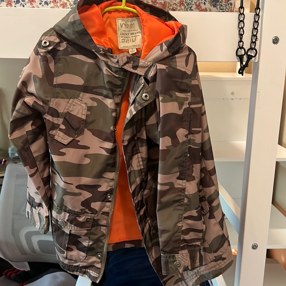 Lucky brand rain coat hoodie kids size 6